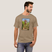 Schattige Giraffe die zijn hoofd boven de bomen ho T-shirt (Voorkant volledig)