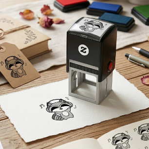 Schattige glimlachende Kawaii Baby Wasbeer met Hoo Zelfinktende Stempel