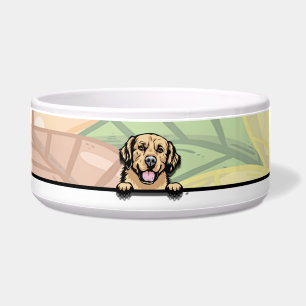 Schattige glurende Golden Retriever, eten of drink Voerbakje