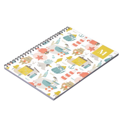 Schattige grappige zee dieren. Monogram voor zee k Notitieboek (Linkerzijde)