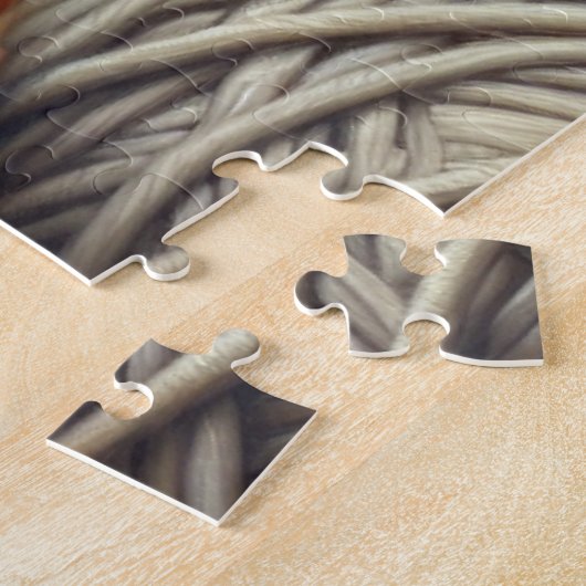 Schattige Grijs Kitten Napping in Balls of Yarn Legpuzzel (Zijkant)