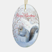 schattige grijze eekhoornsneeuwscène in wild keramisch ornament (Links)