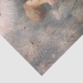 Schattige grillig meisje in pastel roze, paardenbl tissuepapier (Detail)