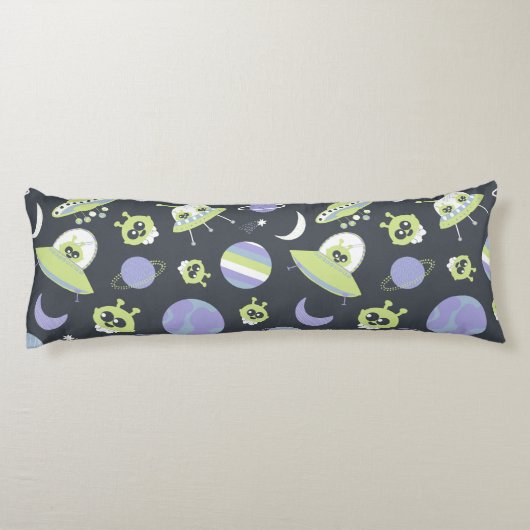 Schattige groene Aliens Space verzendt UFO-Kindere Lichaamskussen (Achterkant)