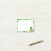 Schattige Groene Elf & Groene Blad Frame Post-it® Notes (Op bureau)