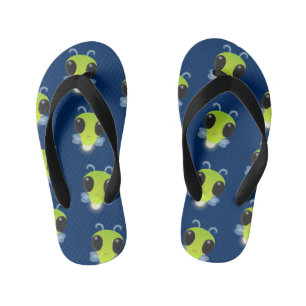 Schattige groene gloeibug vuurvlieg cartoonillustr kinder teenslippers