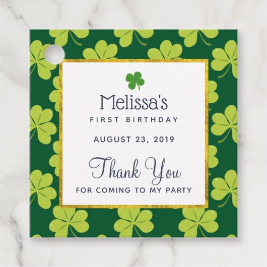 Schattige Groene Klaver Pattern Verjaardag Dank u Bedankjes Labels (Voorkant)