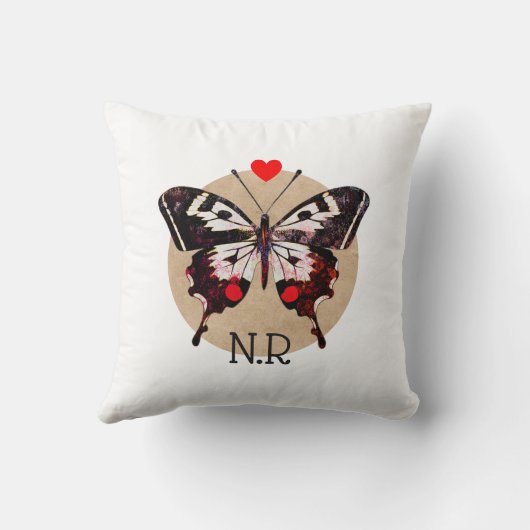 Schattige  Grunge Vlinder & Harten Monogrammed Kussen (Achterkant)