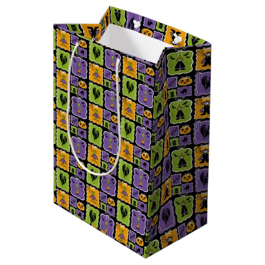 Schattige Halloween-figuren Medium Cadeauzakje (Achterkant Gekanteld)