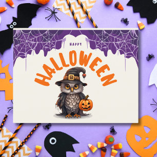 Schattige Halloween-uil met pompoen Gelukkig Hallo Feestdagenkaart