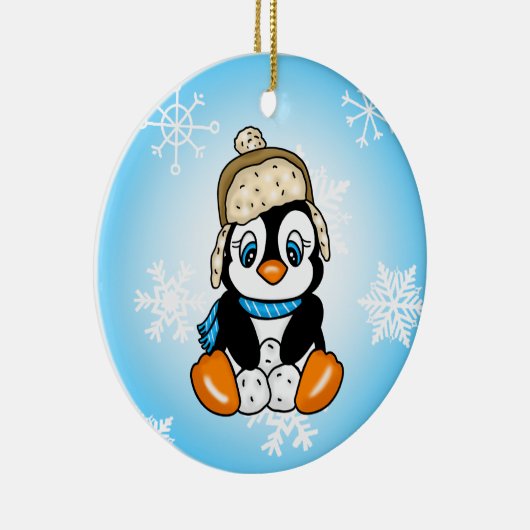 Schattige Hand getrokken Pinguïn met Sneeuwballen Keramisch Ornament (Rechts)