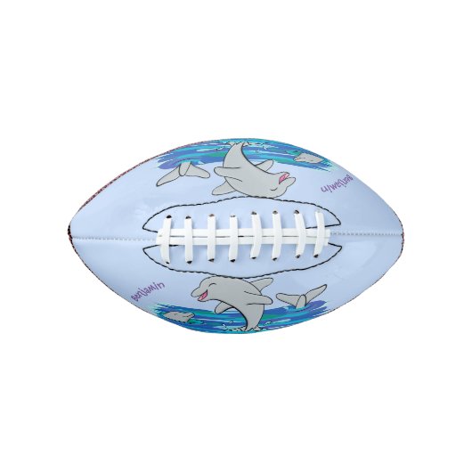 Schattige happy dolphins cartoon illustratie american football (Voorkant)