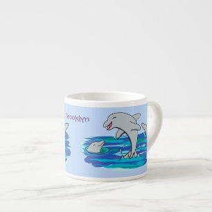 Schattige happy dolphins cartoon illustratie espresso kop