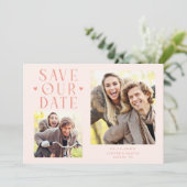 Schattige Harten 2-Foto Perzik Bruiloft Save The Date (Staand voorkant)