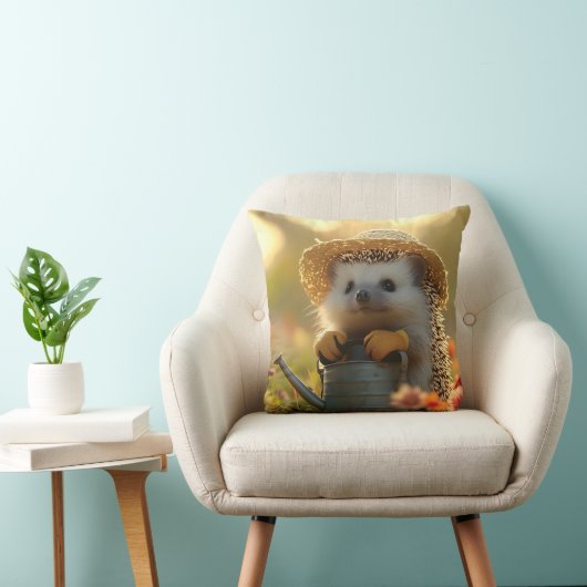 Schattige Hedgehog Gardener in een bloemenveld Kussen (Stoel)