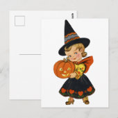 Schattige heksenmeisje met een pompoen,  briefkaart (Voorkant / Achterkant)