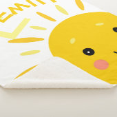 Schattige heldergeel zon monogram naam Baby Sherpa Deken (3/4)