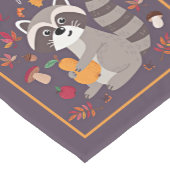 Schattige herfst wasbeer met aangepaste tekst korte tafelloper (Hoek)