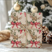 Schattige hert met Red Bow Neutral Christmas Cadeaupapier