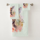 Schattige hert omgeven door Rozen Bad Handdoek (Insitu)