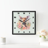 Schattige hert omgeven door Rozen Vierkante Klok (Huis)