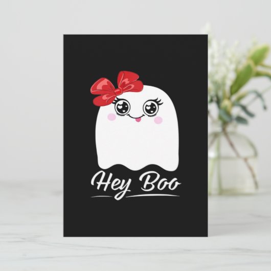 Schattige Hey Boo Halloween Feestdagenkaart (Staand voorkant)