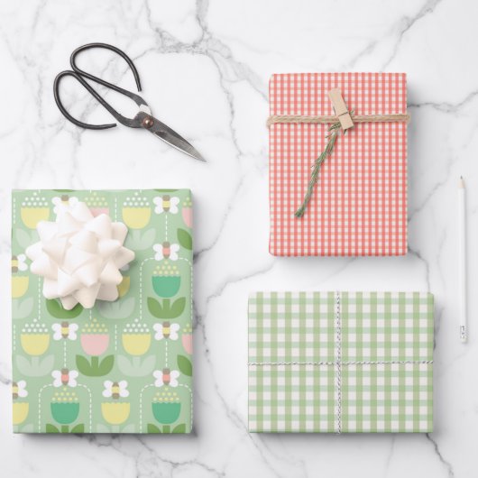 Schattige hommel, tulpen en Gingham | Roze & Groen Inpakpapier Vel (Voorkant)
