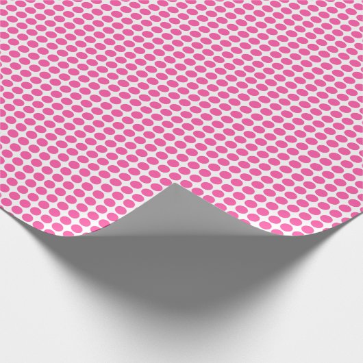  Schattige Hot Pink Polka Dots Pattern Cadeaupapier (Hoek)