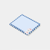 Schattige ijsbeer cartoon op luchtblauw post-it® notes (Schuin)