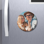 Schattige Ik hou van hartfoto koppels gepersonalis Magneet<br><div class="desc">Schattige I Love Heart Photo Couples Personalized Name Magnets bevat je favoriete foto met de tekst "I (love heart) add name" in het huidige witte script. Personaliseer door de tekst in het bijgeleverde tekstvak te bewerken en uw eigen afbeelding toe te voegen. Perfecte cadeaus voor koppels, vriendin, vrouw, lieverd en...</div>