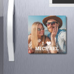Schattige Ik hou van hartfoto koppels gepersonalis Magneet<br><div class="desc">Schattige I Love Heart Photo Couples Personalized Name Magnets bevat je favoriete foto met de tekst "I (love heart) add name" in het huidige witte script. Personaliseer door de tekst in het bijgeleverde tekstvak te bewerken en uw eigen afbeelding toe te voegen. Perfecte cadeaus voor koppels, vriendin, vrouw, lieverd en...</div>