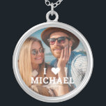 Schattige Ik hou van hartfoto koppels gepersonalis Zilver Vergulden Ketting<br><div class="desc">Schattige I Love Heart Photo Couples Personalized Name Ketting bevat je favoriete foto met de tekst "I (love heart) add name" in het huidige witte script. Personaliseer door de tekst in het bijgeleverde tekstvak te bewerken en uw eigen afbeelding toe te voegen. Perfecte cadeaus voor koppels, vriendin, vrouw, lieverd en...</div>