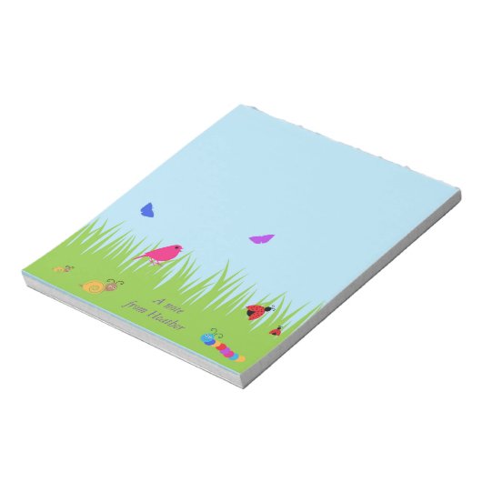 schattige insecten en vogel in gras met blauw sky notitieblok (Linkerzijde)