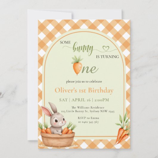 Schattige is een konijntje dat een eerste verjaard kaart (Voorkant)