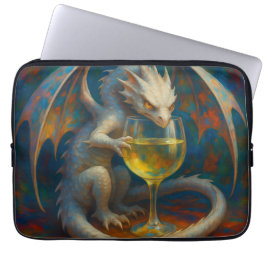 Schattige Ivoren Draak & Witte Wijn Fantasie Kunst Laptop Sleeve