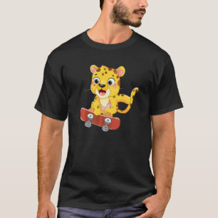 Schattige jachtluipaard schaatsend jachtluipaard k t-shirt