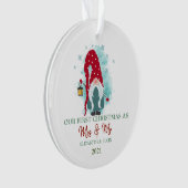 Schattige Kabouter Sneeuwvlokken Onze Eerste Kerst Ornament (voorkant)