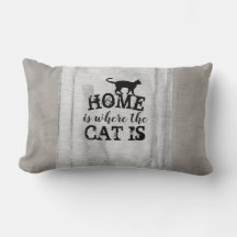 schattige kat citeert kussen met een dun grijs