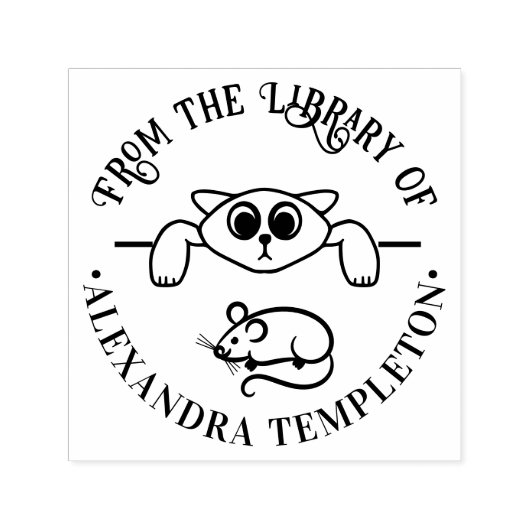 Schattige kat die muis rond de bibliotheekboeknaam  zelfinktende stempel (Design)