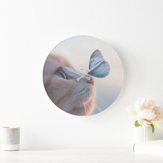 Schattige kat en blauwe vlinder grote klok (Huis)