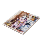 Schattige Kat in Pyjama Doing Wasserij Grappig Tegeltje (Zijkant)