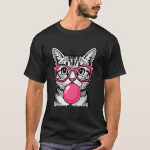 Schattige kat met bril die roze kauwgom blaast t-shirt