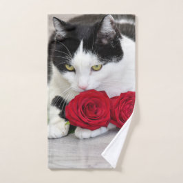 Schattige kat met de rode roos handdoek