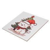 Schattige kat met kerstmuts bij kerstboom tegeltje (Zijkant)