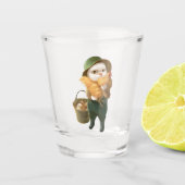 Schattige kat met kip op Boerderij Shot Glas (Voorkant)