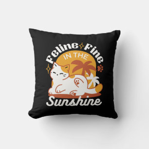 Schattige kat ontspannen in de zon - zomerhuisdier kussen