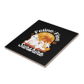 Schattige kat ontspannen in de zon - zomerhuisdier tegeltje (Zijkant)