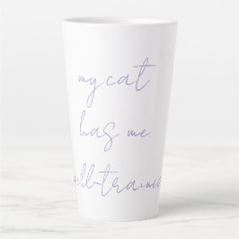 Schattige kat zegt latte mok