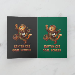 Schattige Kater in Traditionele Kaftan Speelt Voet Kaart