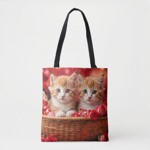 Schattige katjes in een strooien mand, tote bag